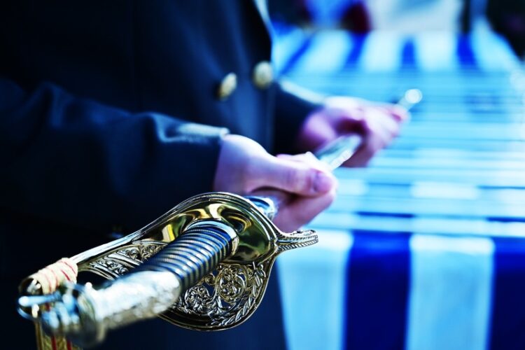 Τελετές επίδοσης ξιφών σε Αξιωματικούς του Στρατού Ξηράς σε όλη τη χώρα