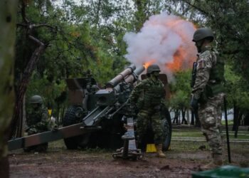Eορτασμός της Μνήμης της Αγίας Βαρβάρας, Προστάτιδας του Πυροβολικού, πραγματοποιήθηκε στην Σχολή στη Νέα Πέραμο.