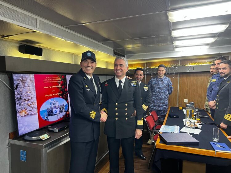 Στον όρμο της Σούδας ελλιμενίστηκαν δύο Φρεγάτες της επιχείρησης «Ειρήνη»