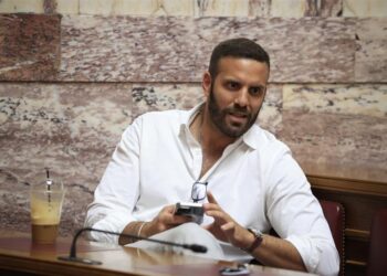Καταγγελία για ξυλοδαρμό δημοσιογράφου από τον ευρωβουλευτή Νίκο Παππά –