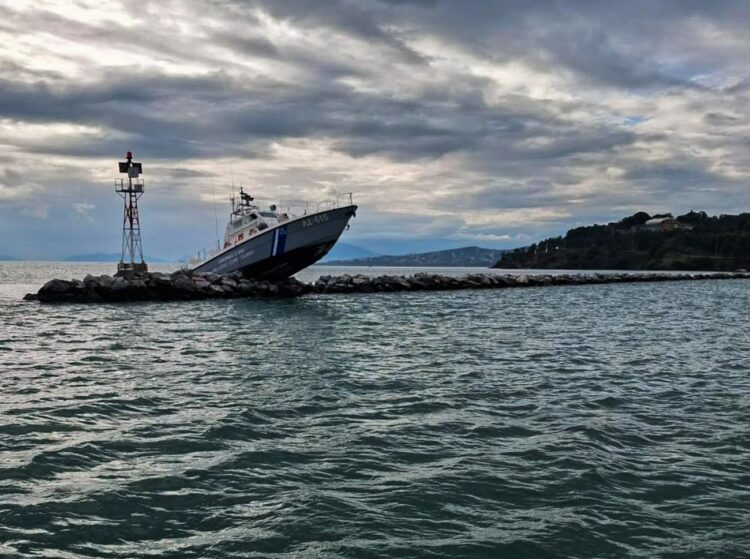 Πρόσκρουση σκάφους του Λιμενικού στον Βόλο: Έρευνα για τα αίτια του συμβάντος