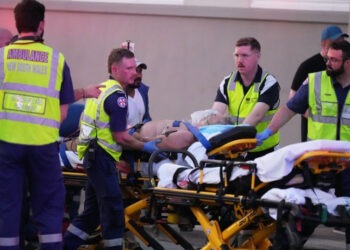 Μακελειό στην παραλία Μπόνταϊ: Τουλάχιστον 12 νεκροί από τρομοκρατική επίθεση στο Σίδνεϊ (video)