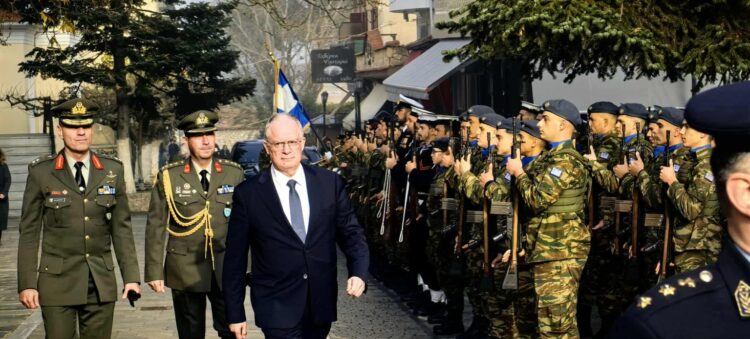 Στην μαρτυρική πόλη των Καλαβρύτων έφτασε σήμερα 13/12, ο Πρόεδρος της Δημοκρατίας
