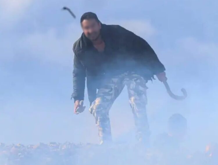 Σύμφωνα με πληροφορίες από την ΕΛΑΣ, ταυτοποιήθηκαν όσοι αγρότες επιτέθηκαν σε αστυνομικούς στην Κρήτη