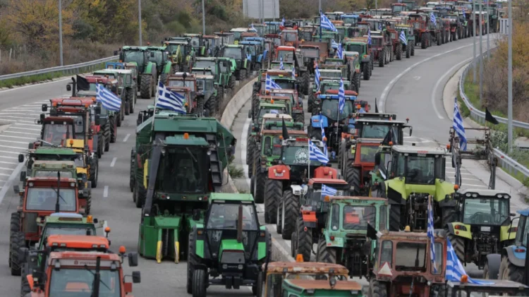 Παρέμβαση Εισαγγελέα Αρείου Πάγου για τα αγροτικά μπλόκα – Αυτόφωρες συλλήψεις για παρακώλυση συγκοινωνιών