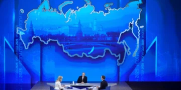 Αμετακίνητος ο Πούτιν στο εδαφικό της Ουκρανίας – Το μήνυμα με τον χάρτη πίσω του