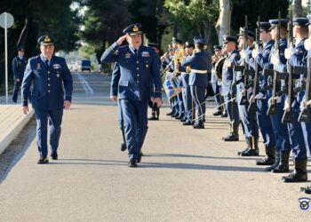 Επίσκεψη Α/ΓΕΑ στη ΔΑΕ και στη ΣΜΥΑ – Στο επίκεντρο η αεροπορική εκπαίδευση