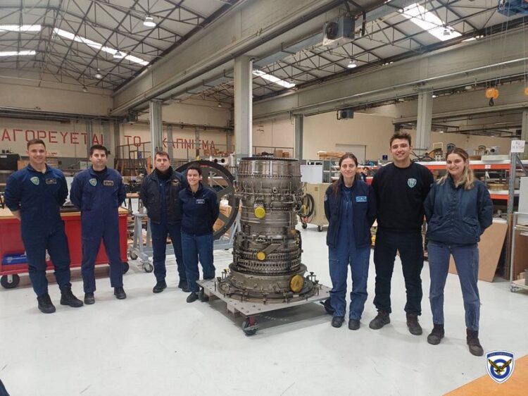 To KEA επισκευάζει αεροκινητήρες “F100-PW-229″…των F-16 Viper της ΠΑ