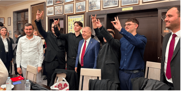 Ωμή πρόκληση  των Τουρκόψυχων  στη Θράκη μας (video)