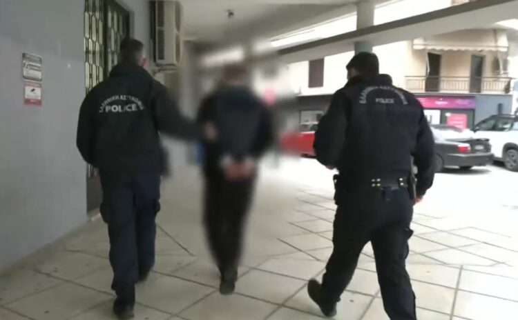 Ξεκίνα η δική των τριών Τούρκων που πυροβόλησαν πράκτορα της ΕΥΠ,