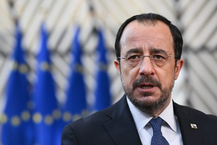 Πολιτική θύελλα στην Κύπρο μετά τη διαρροή βίντεο για μίζες