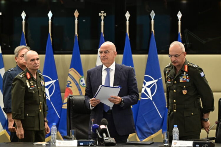 Οι Στρατιωτικοί έστειλαν το δικό τους μήνυμα …”Καλή επιτυχία στις εκλογές κ.Δένδια “