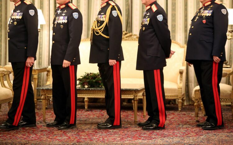 Έκτακτες Κρίσεις Ανωτάτων Αξιωματικών των Ενόπλων Δυνάμεων!!(όλα τα ονόματα )