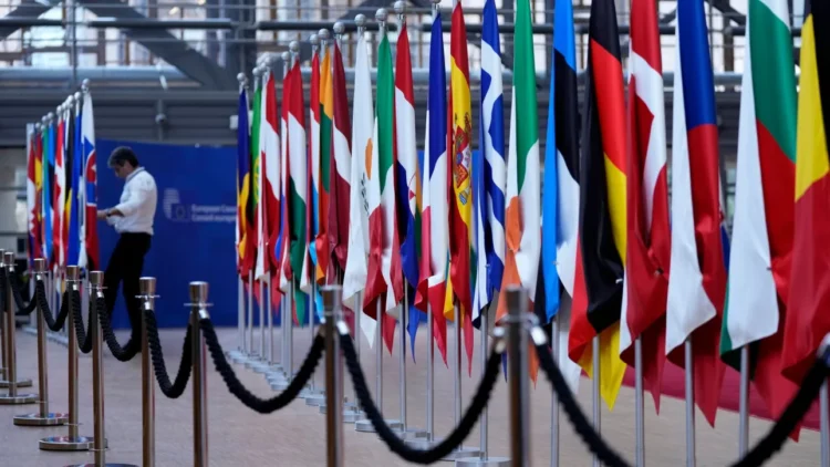 Έκτακτο Ευρωπαϊκό Συμβούλιο στις Βρυξέλλες για τις σχέσεις ΕΕ – ΗΠΑ