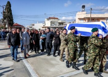 Δικηγόρος της οικογένειας: Η χειροβομβίδα δεν εξερράγη στα χέρια του Ραφαήλ.