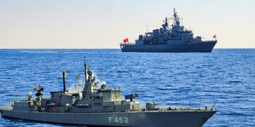 Οι Τούρκοι “ανέκρουσαν πρύμνα”  …Όταν στα Ραντάρ φάνηκε η Φ/Γ ΚΟΥΝΤΟΥΡΙΩΤΗΣ (F 462)