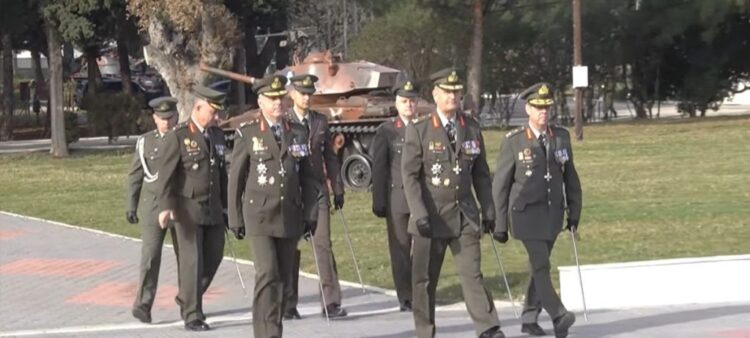 Παρέδωσε την Αιχμή του δόρατος την …12η Μ/Κ Μεραρχία Πεζικού ο  Αντιστράτηγος Κωνσταντίνος Γάκης (video)