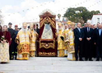 Με λαμπρότητα και κατάνυξη γιορτάζει  η Καλαμάτα την προστάτιδα και πολιούχο της, Παναγία Υπαπαντή
