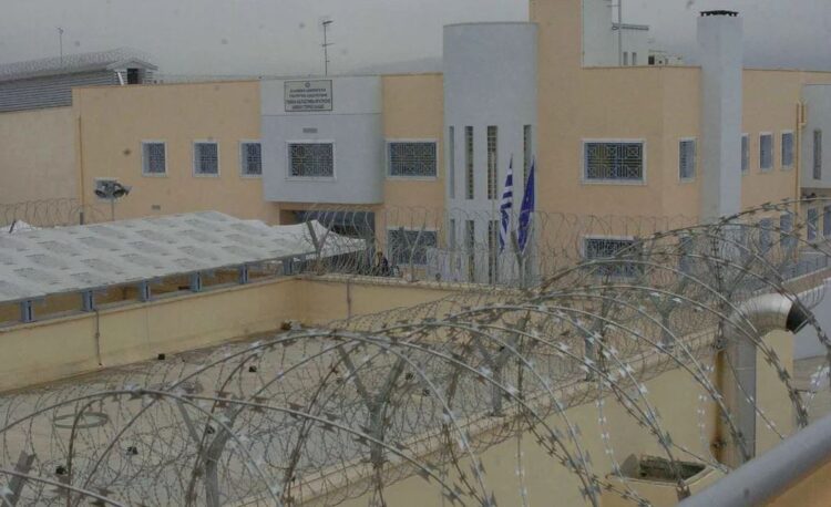 Φυλακές Δομοκού: Τι ερευνά η ΕΛ.ΑΣ. για τη δολοφονία ισοβίτη