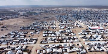 Συρία: Εκκενώθηκε το στρατόπεδο Αλ Χολ – Κλείνει το οχυρό οικογενειών του ISIS