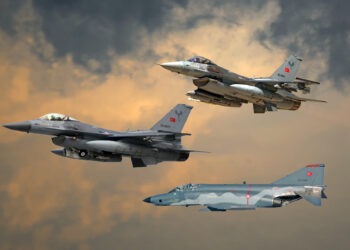 Τουρκικές Παραβιάσεις: F-16 και F-4 σε Κεντρικό και Νοτιοανατολικό Αιγαίο