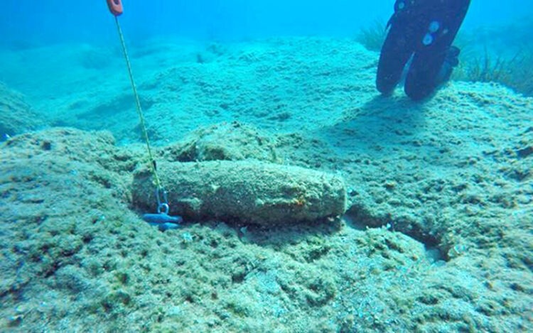 Θεσσαλονίκη: Οβίδα του Β’ Παγκοσμίου Πολέμου εντοπίστηκε στον βυθό του λιμανιού