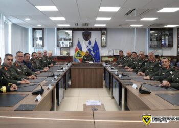 Η πρώτη συνεδρίαση του Ανώτατου Συμβουλίου της Εθνικής Φρουράς στο ΓΕΕΦ