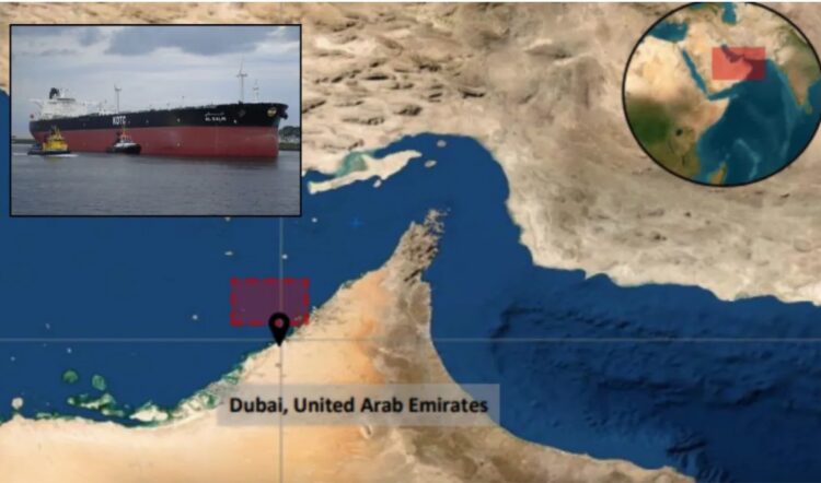 Πετρελαιοφόρο δεξαμενόπλοιο χτυπήθηκε  κοντά στο στενό του Ορμούζ