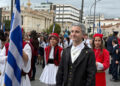 11χρονος στην παρέλαση στο κέντρο της Αθήνας ντυμένος Καποδίστριας (video)