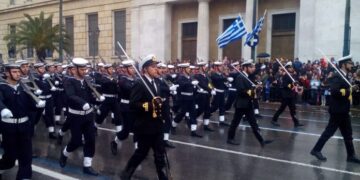 Αναφώνησαν αυτό που ήθελε να ακούσει ο λαός – Σύνδεσμος Αποφοίτων ΣΜΥΝ για συνθήματα στην παρέλαση