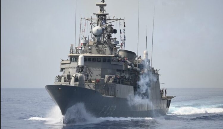 «Ασπίδες»: Συναγερμός για νέα χτυπήματα των Χούθι σε εμπορικά πλοία στην Ερυθρά Θάλασσα