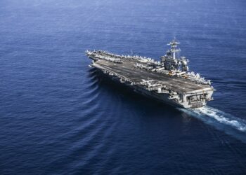 Ιράν: «Χτυπήσαμε το αεροπλανοφόρο USS Abraham Lincoln» – Τι υποστηρίζουν