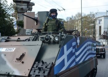 Η Στρατιωτική Παρέλαση της 25ης …Εντυπωσίασε ακόμη και τους Κινέζους  (video)