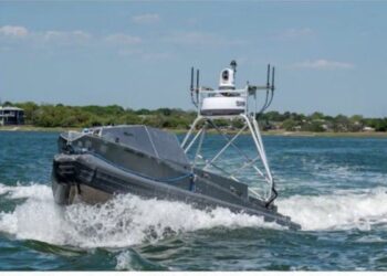 Μη επανδρωμένα ταχύπλοα των ΗΠΑ…Επιχειρούν στα Στενά του Ορμούζ