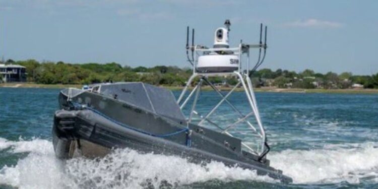 Μη επανδρωμένα ταχύπλοα των ΗΠΑ…Επιχειρούν στα Στενά του Ορμούζ