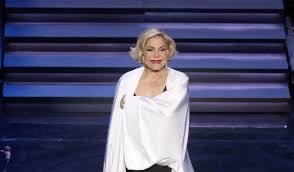 Αναχώρησε και η Ιέρεια της ελληνικής μουσικής