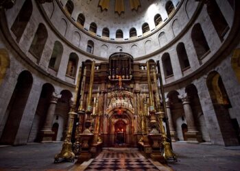 Ιερουσαλήμ: Απαγόρευσαν την είσοδο του Καθολικού Πατριάρχη στον Πανάγιο Τάφο την Κυριακή των Βαΐων