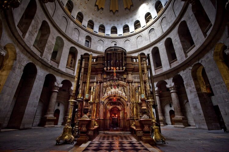 Ιερουσαλήμ: Απαγόρευσαν την είσοδο του Καθολικού Πατριάρχη στον Πανάγιο Τάφο την Κυριακή των Βαΐων