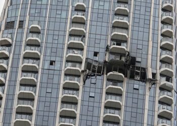 Ιρανικό drone χτύπησε κτίριο στο Ντουμπάι – Συναγερμός στην πόλη, η KLM ακυρώνει πτήσεις