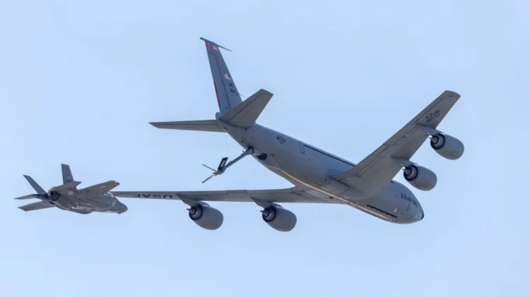 Συντριβή KC-135 στο Ιράκ – Φιλοϊρανική οργάνωση ισχυρίζεται ότι κατέρριψε το αμερικανικό ιπτάμενο τάνκερ