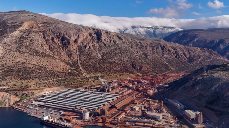 Ιρανικά πλήγματα στο αλουμίνιο εκτοξεύουν τις τιμές