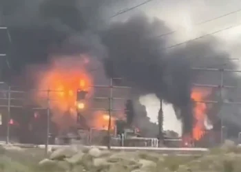 Χτύπημα ΗΠΑ–Ισραήλ στο South Pars: Φωτιά στο μεγαλύτερο κοίτασμα φυσικού αερίου του Ιράν