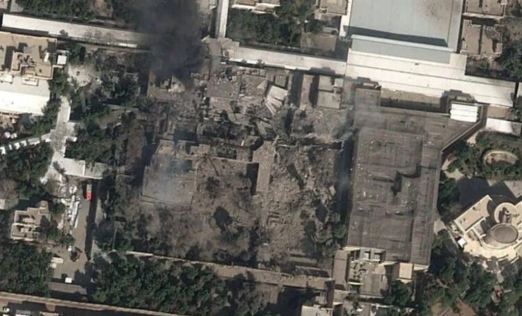 Ισραήλ: «Καταστράφηκε το υπόγειο καταφύγιο του Χαμενεΐ στην Τεχεράνη»