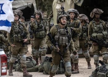 Οι ισραηλινές δυνάμεις περνούν τα σύνορα στο νότιο Λίβανο