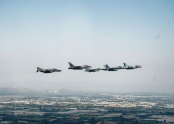 «Ηνίοχος 2026»: Μαχητικά στον ουρανό της Θεσσαλονίκης