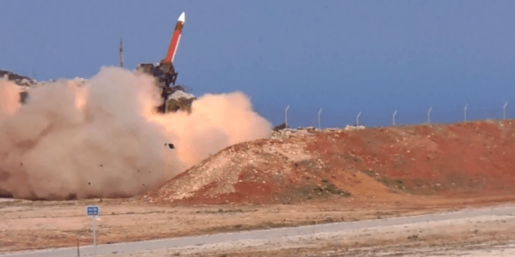 Δύο ιρανικούς βαλλιστικούς πυραύλους κατέρριψαν οι Eλληνικοί Patriot  στην Σ.Α…Το “μήνυμα εστάλη”