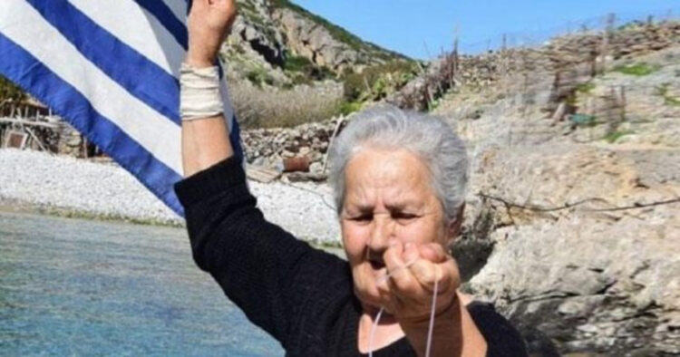 Έφυγε η «κυρά Ρηνιώ» και ορφάνεψε η Κίναρος