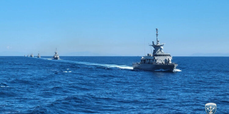 Άσκηση «ΛΑΙΛΑΨ 1/26»: Δύναμη πυρός και ετοιμότητα του Στόλου σε Σαρωνικό και Μυρτώο