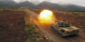 Στην εκπομπή “Με Αρετή και Τόλμη”: Βολές Leopard 1A5 στο Πεδίο Βολής Πετροχωρίου Ξάνθης