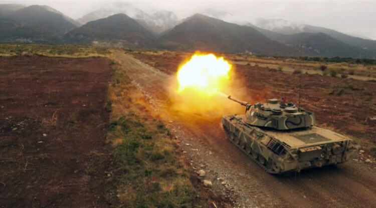 Στην εκπομπή “Με Αρετή και Τόλμη”: Βολές Leopard 1A5 στο Πεδίο Βολής Πετροχωρίου Ξάνθης